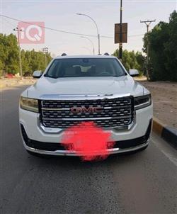 GMC Acadia